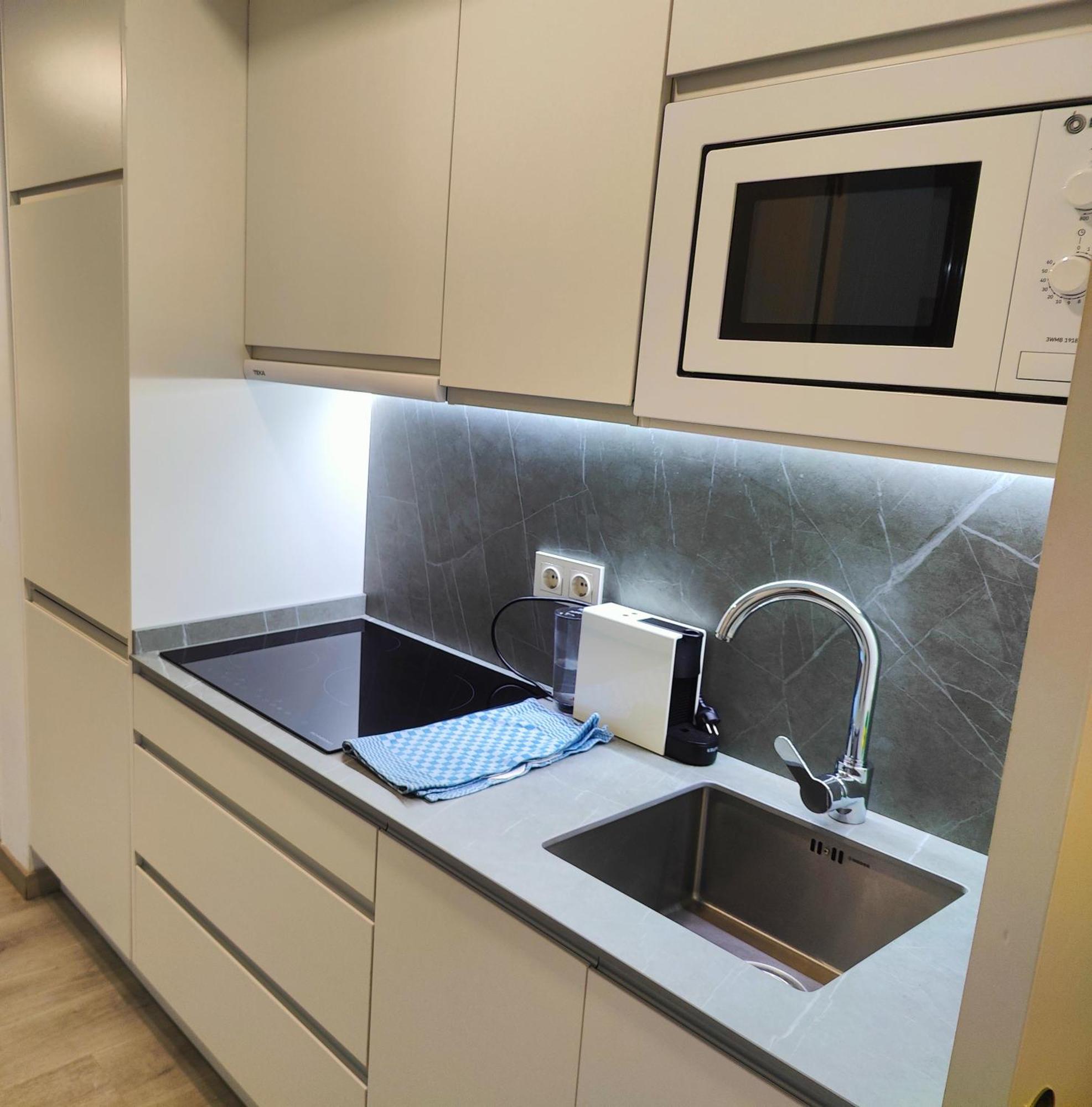 Exclusive Quietness In The Heart Of Madrid With Public Parking, Breakfast, 2 Bathrooms מראה חיצוני תמונה